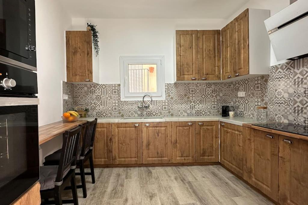 Habitacion Montgros En Casa Cami De Les Aiguees Monistrol De Montserrat 外观 照片
